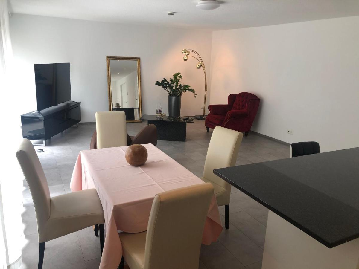 Kerzers Hotel Hippel Krone מראה חיצוני תמונה