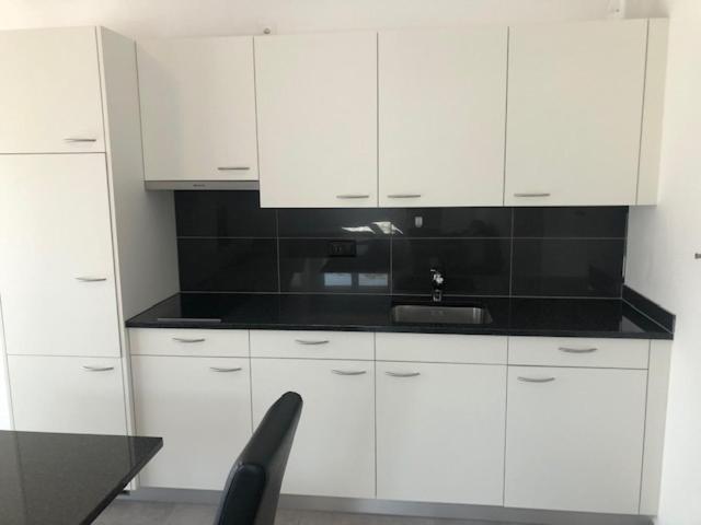 Kerzers Hotel Hippel Krone מראה חיצוני תמונה