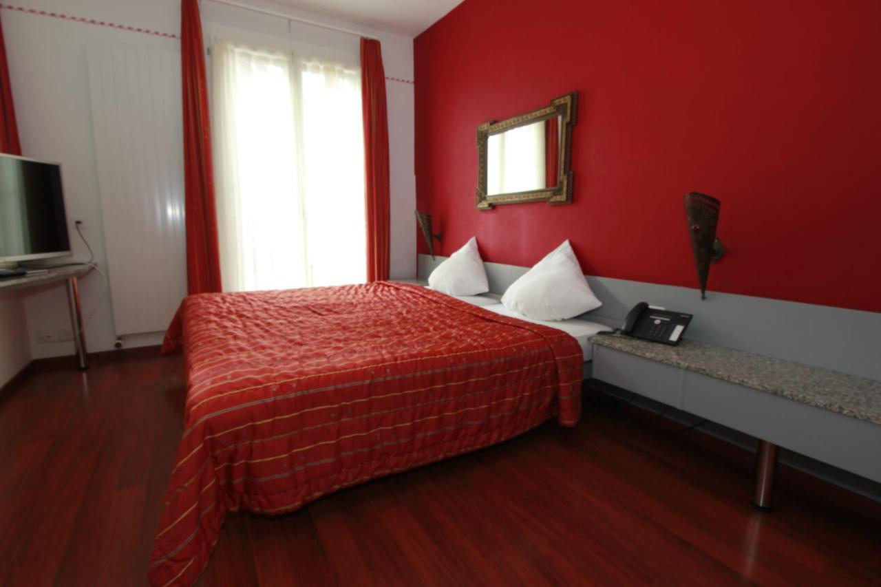 Kerzers Hotel Hippel Krone מראה חיצוני תמונה