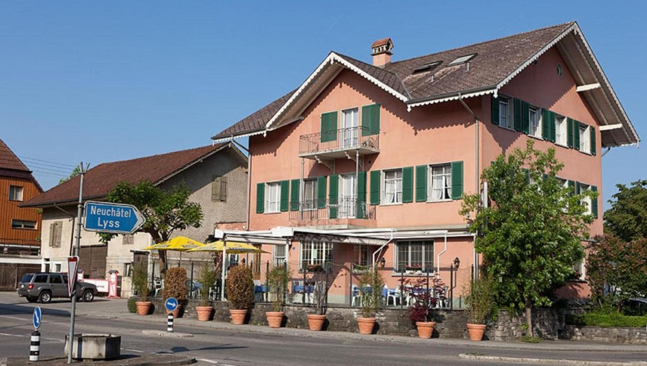 Kerzers Hotel Hippel Krone מראה חיצוני תמונה